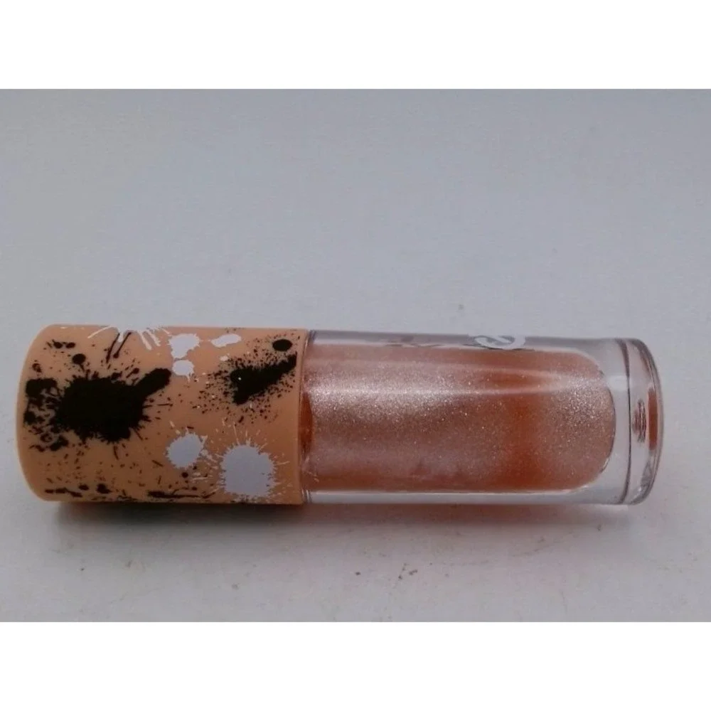Hank & Henry Beauty - Graffiti Glitz Lip Lustre Gloss, Your Mom BRAND NEW IN BOX